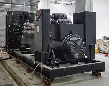 小鹏汽车项目（帕金斯配33474蒙特卡罗1250KVA发电机）